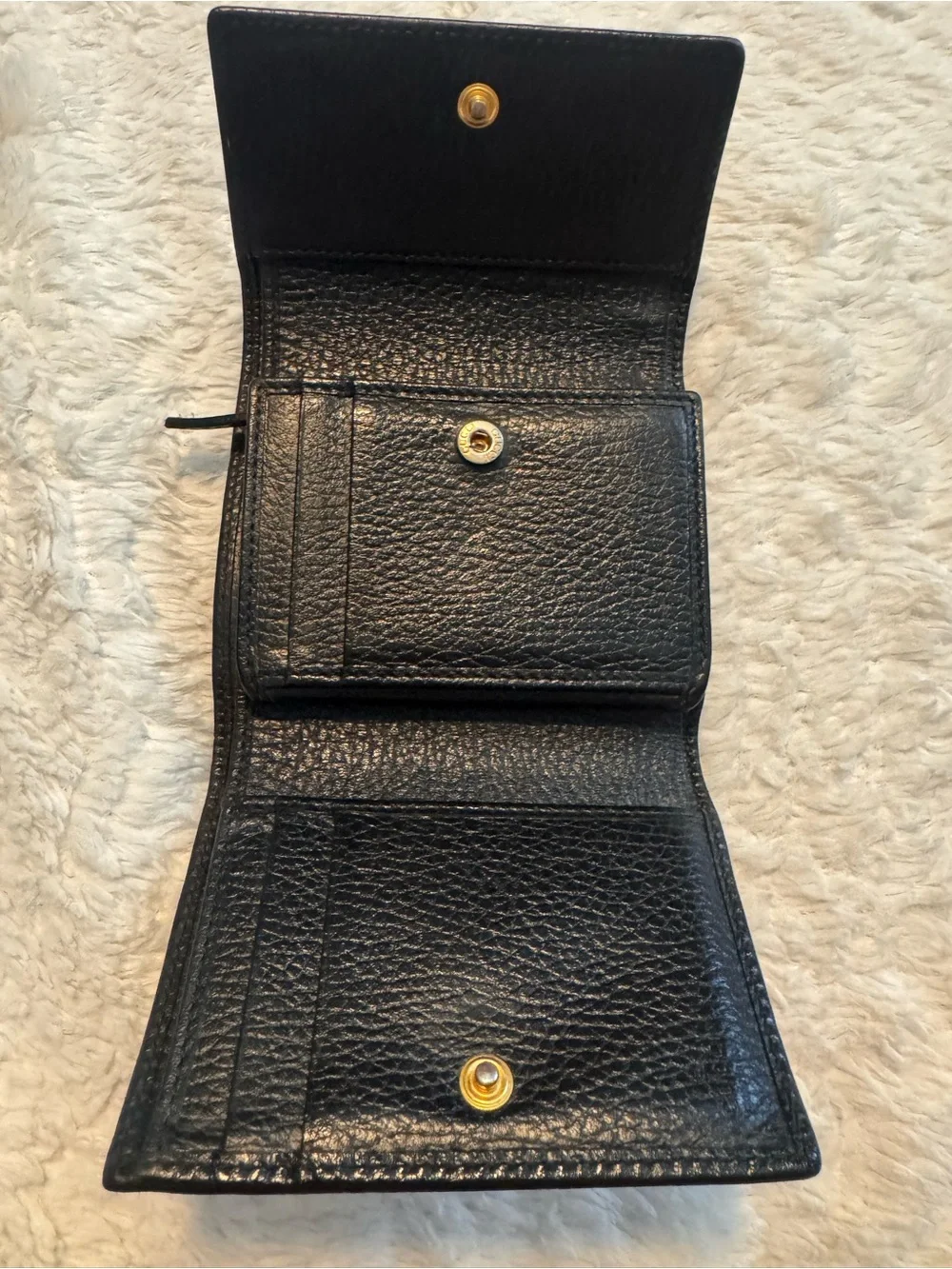 GUCCI Marmont Tri-fold Black Wallet Card Leather Gold - Picture 2 of 9